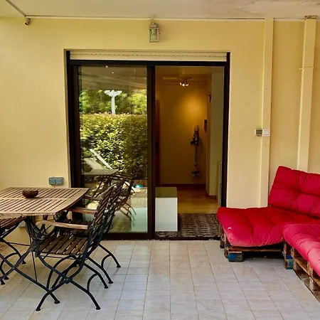 - Ac - Piscine - Terrasse - Parking *