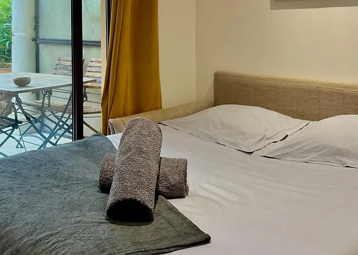 Apartman - Ac - Piscine - Terrasse - Parking *